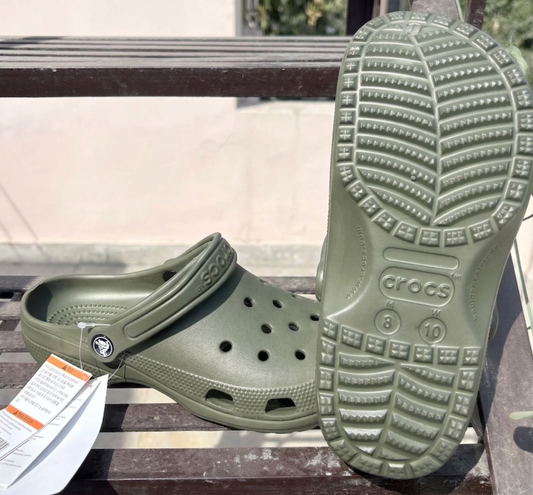 Crocs Classic Clogs (Army Green)