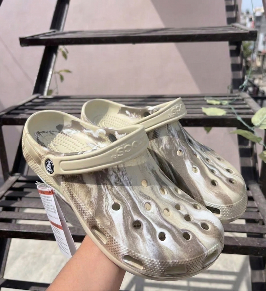 Classic clogs (Sandstorm)