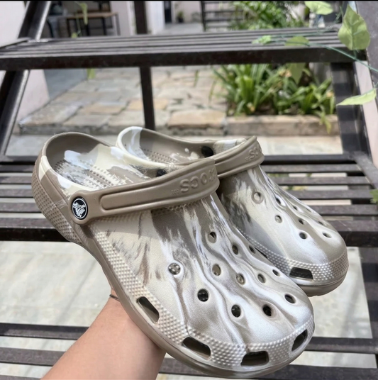 Classic clogs (Desert Dust)