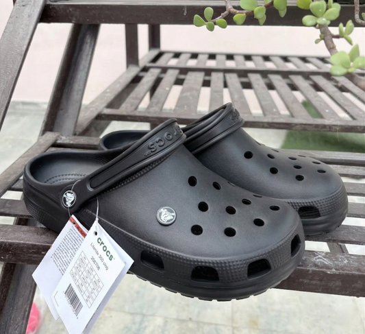 Crocs Classic Clogs (Black)