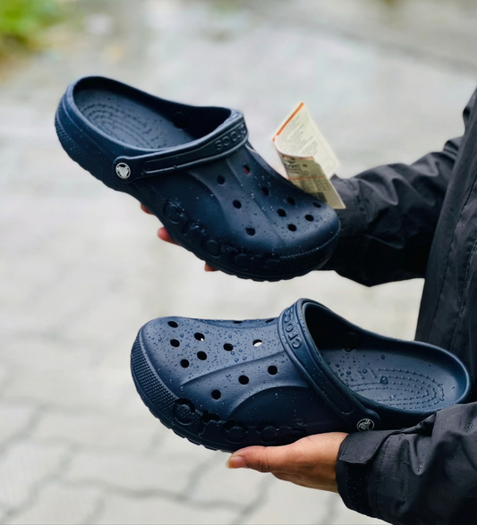Crocs Classic baya Clogs (Navy Blue)