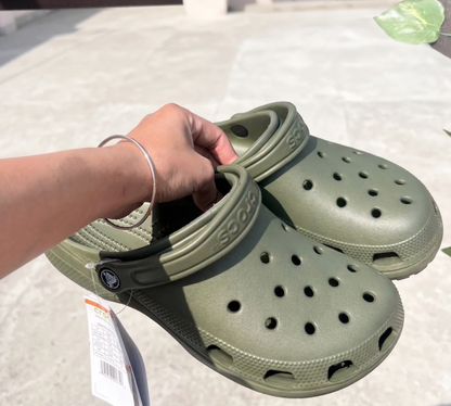 Crocs Classic Clogs (Army Green)