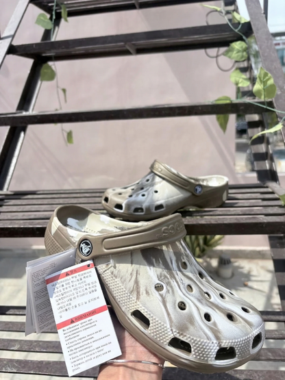 Classic clogs (Desert Dust)