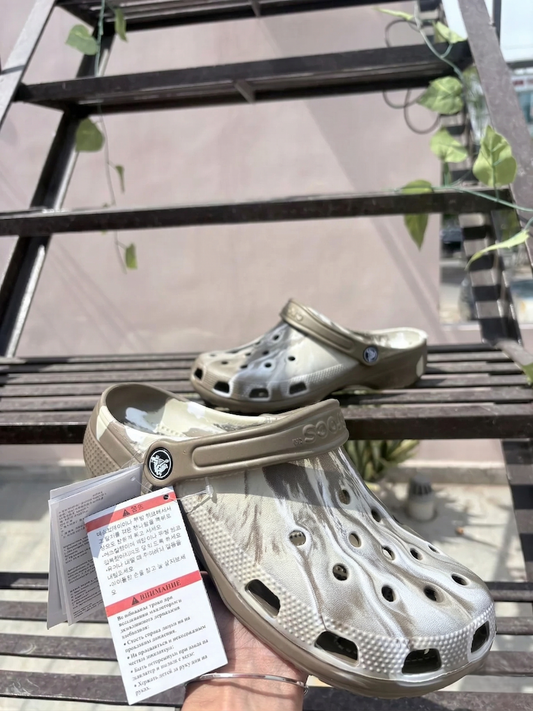 Classic clogs (Desert Dust)
