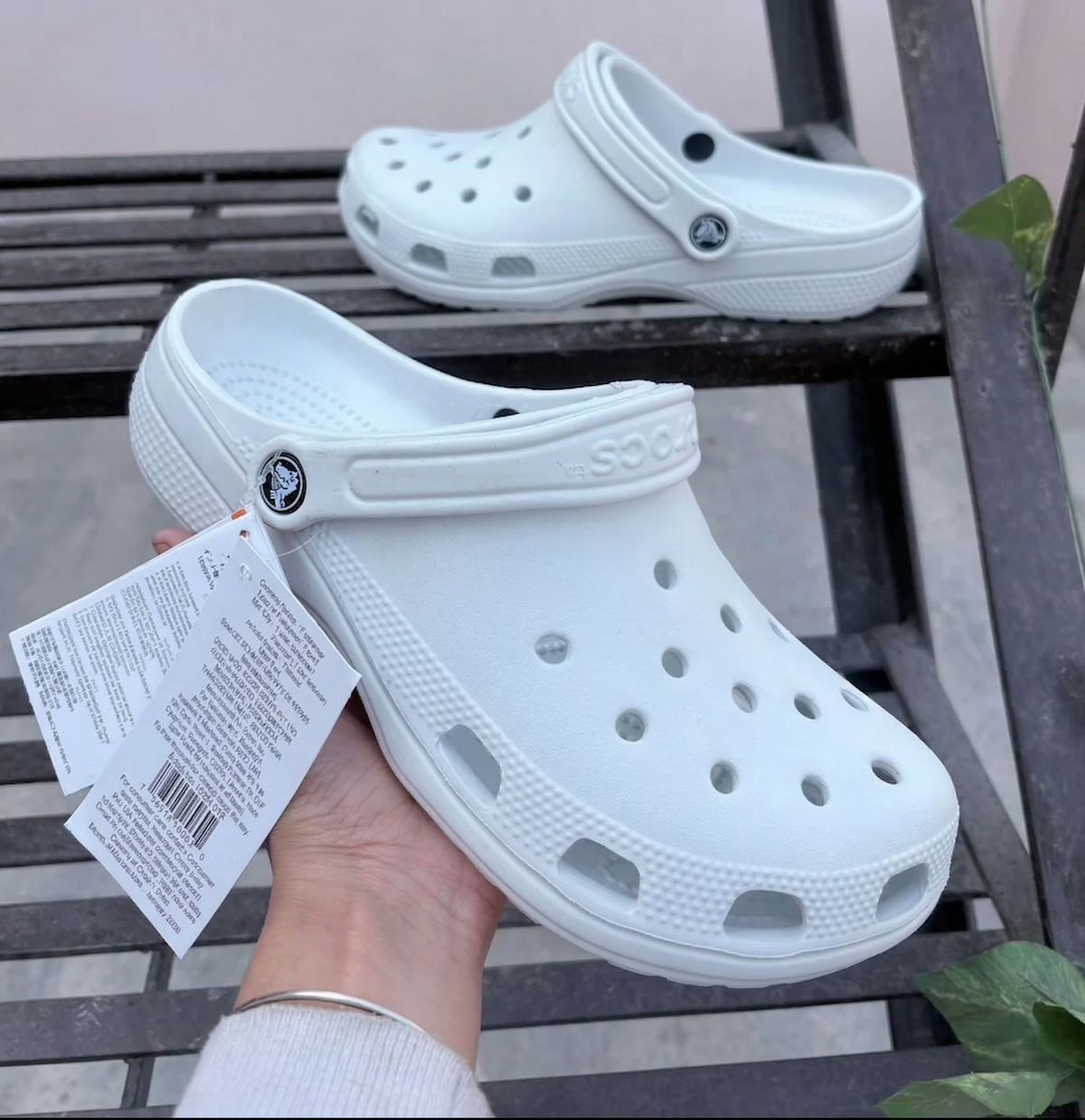 Crocs Classic Clogs (Light Grey)