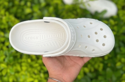 Crocs Classic Baya clogs (White)