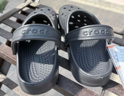Crocs Classic Baya clogs (Dark Grey)